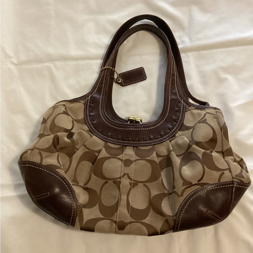 Coach limited edition, registered purse